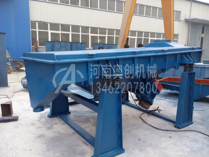 砂糖顆粒分級專用直線振動篩電機(jī)的安裝結(jié)構(gòu)介紹 砂糖顆粒分級專用直線振動篩電機(jī)的安裝結(jié)構(gòu)介紹
