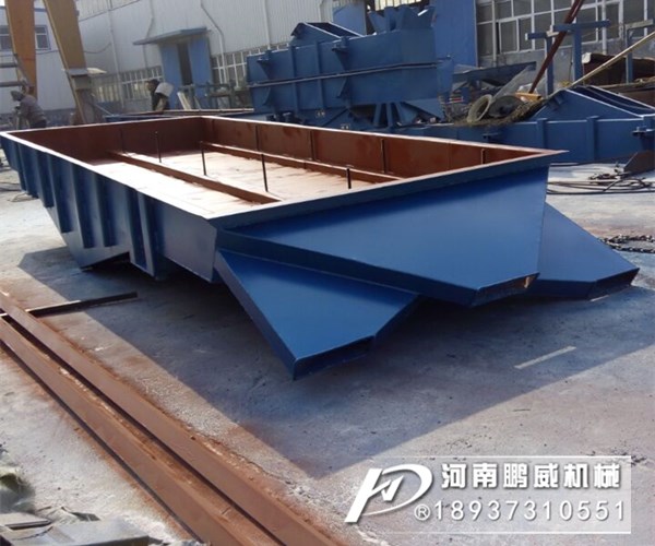 碳素材料的篩分該選什么樣的那種類型直線振動篩篩分效果比較好?