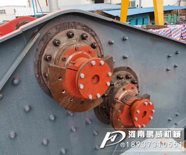 激振器式脫水振動(dòng)篩